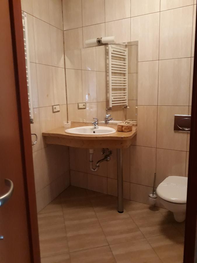 Hotel Imperium Pszczyna Buitenkant foto